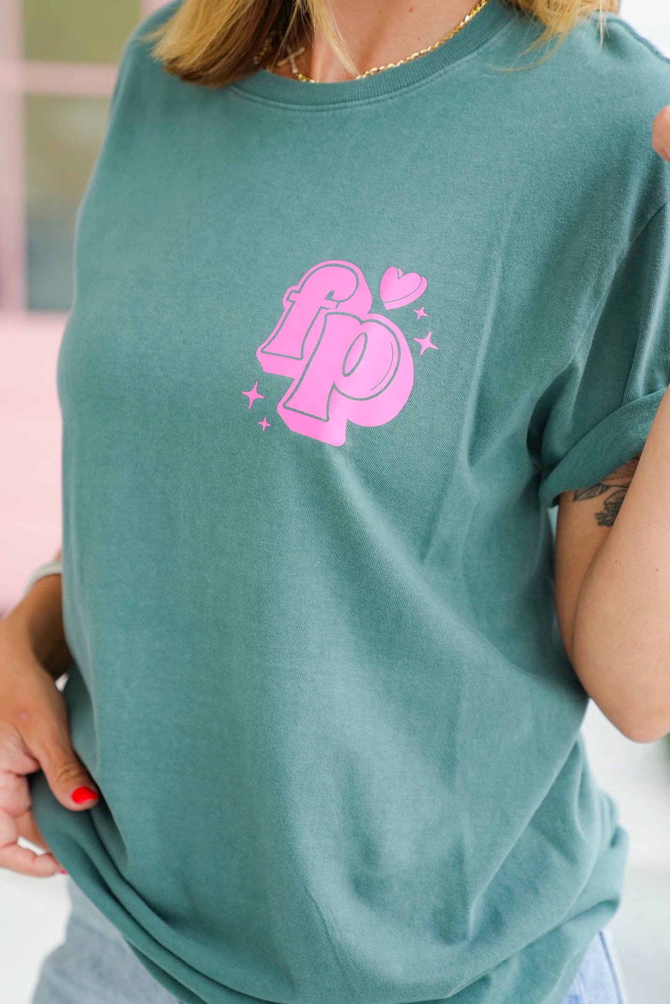 Plus/Reg Short Sleeve "The World Needs Your Magic" Graphic Tee