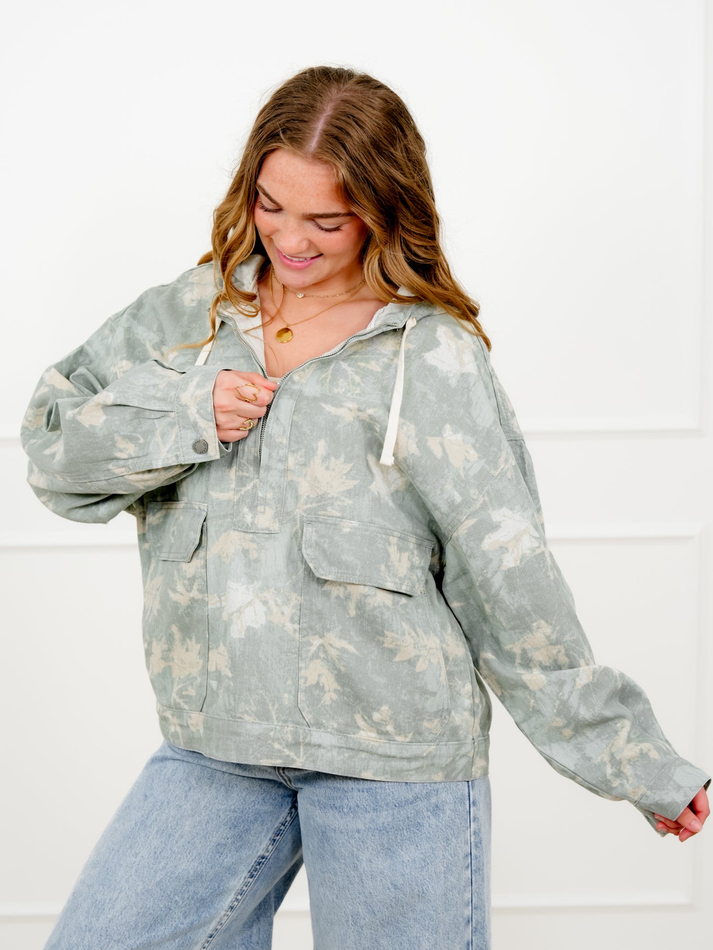 Veveret Camo Long Sleeve Jacket with Oversized Pocket Detail