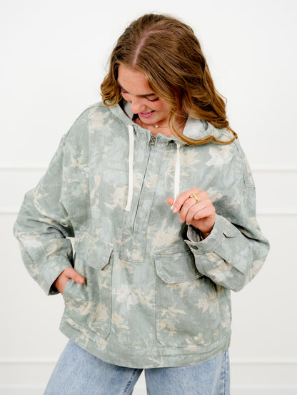 Veveret Camo Long Sleeve Jacket with Oversized Pocket Detail