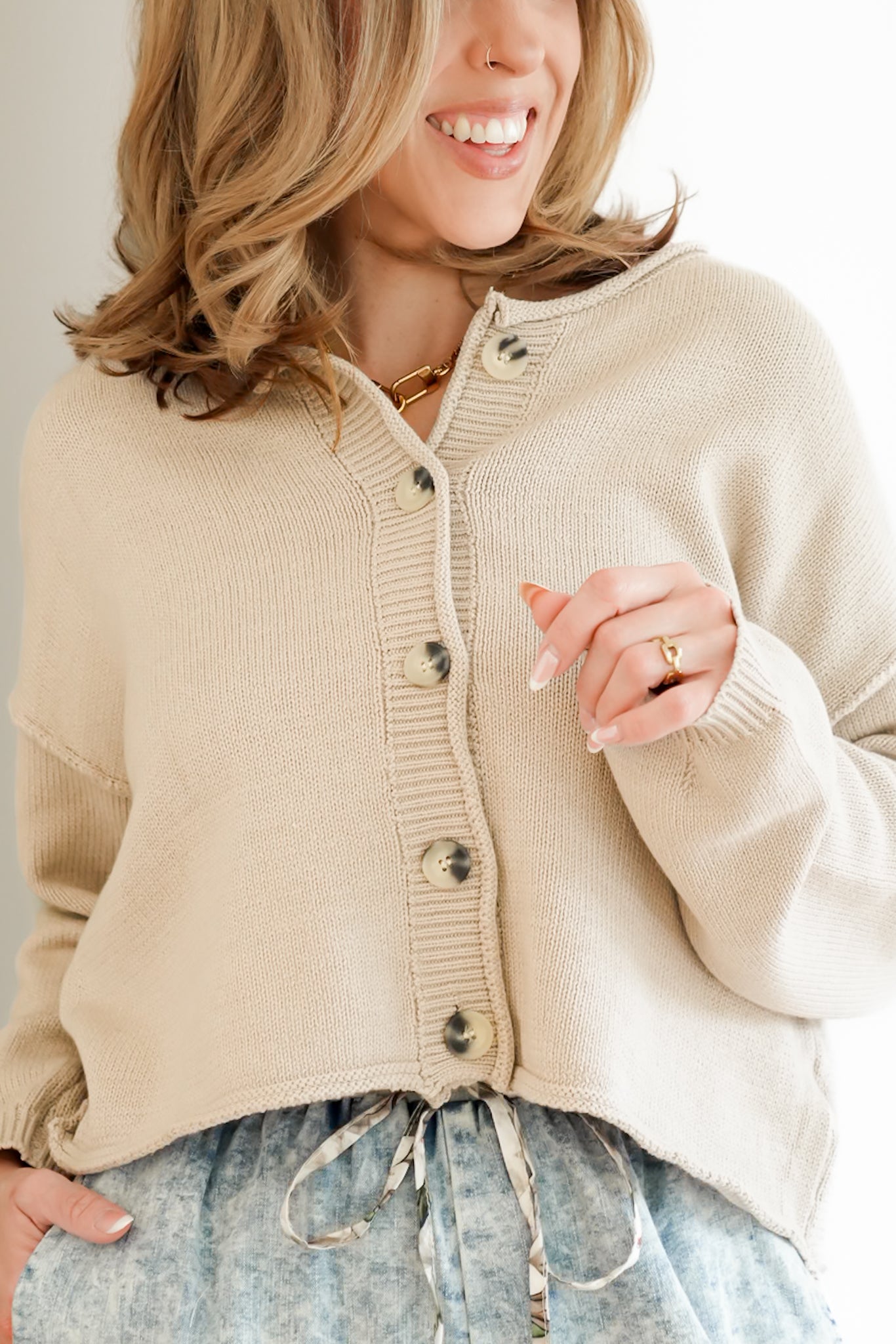 Plus/Reg Knit Long Sleeve Button Down Cropped Cardigan