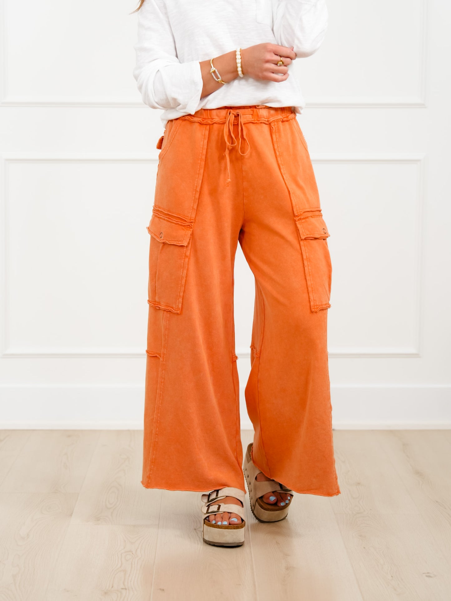 Mineral Wash Knit Elastic Waist Wide Leg Cargo Pants