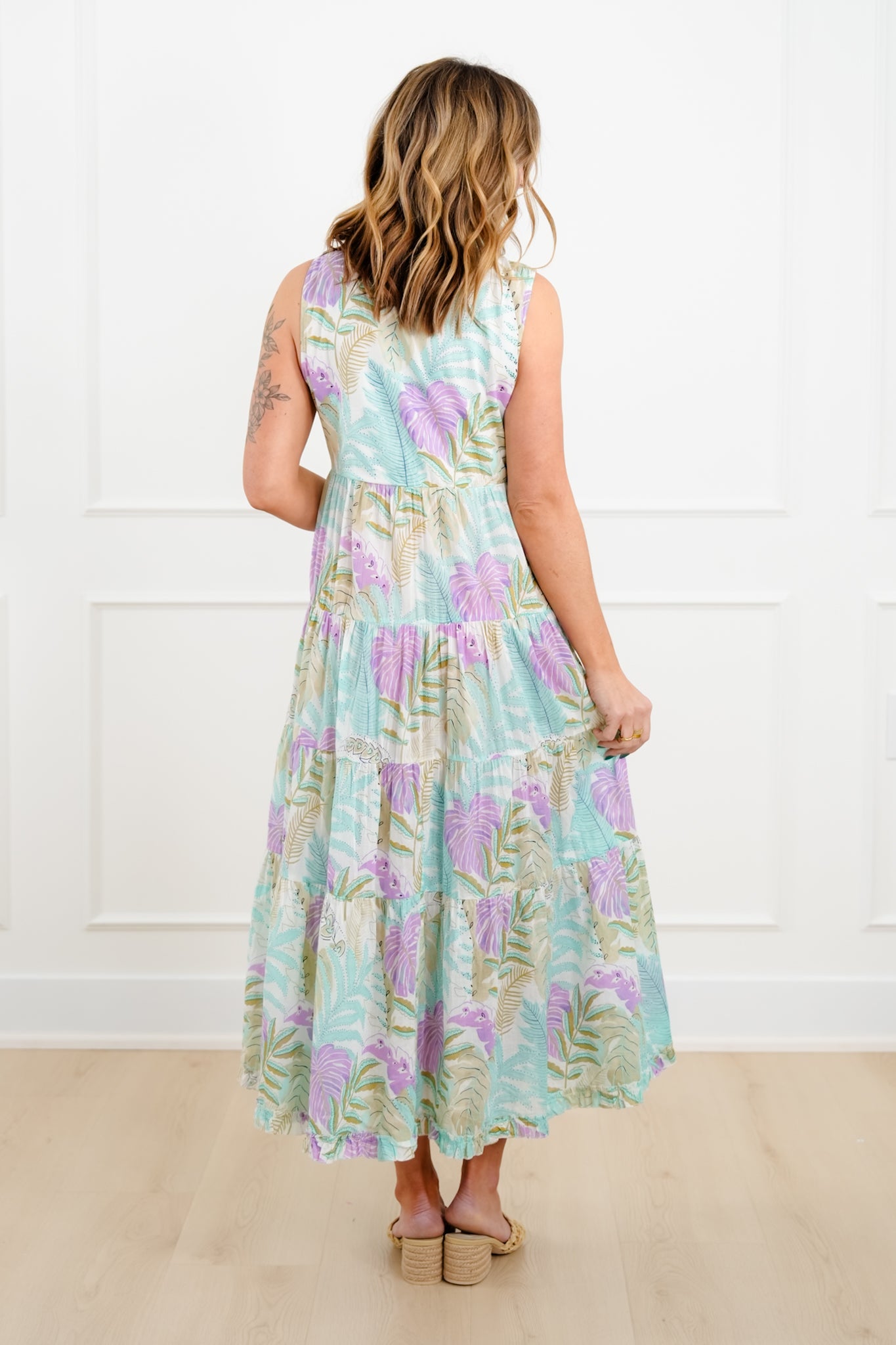 POL Tropical Print Sleeveless Button Up Tiered Dress