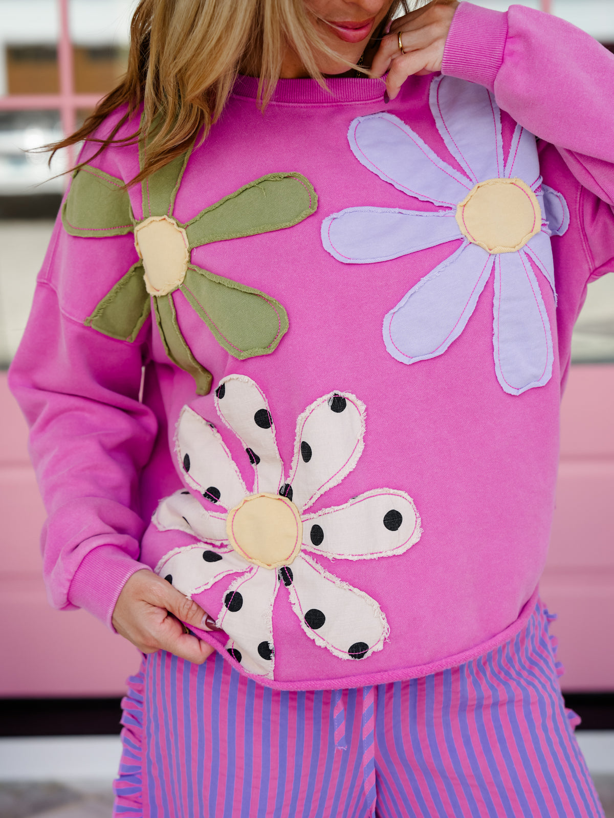Plus/Reg Washed Floral Patch Long Sleeve Pullover Top - Freckled Poppy