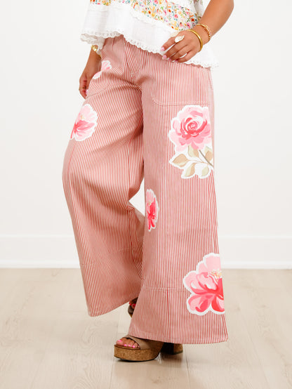Plus/Reg Floral Stripe High Waist Wide Leg Pants