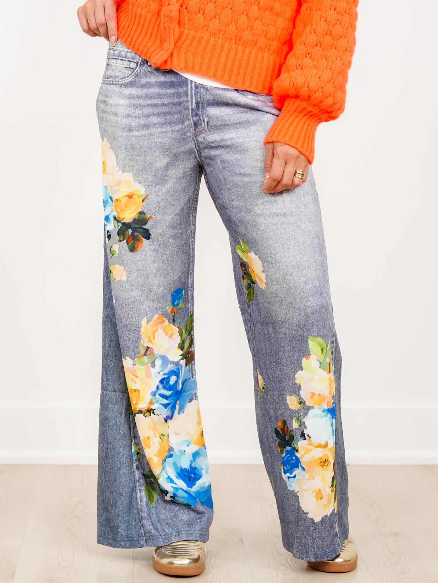 Plus/Reg Denim Look Elastic Leg Terry Pants with Bold Floral Print - Freckled Poppy