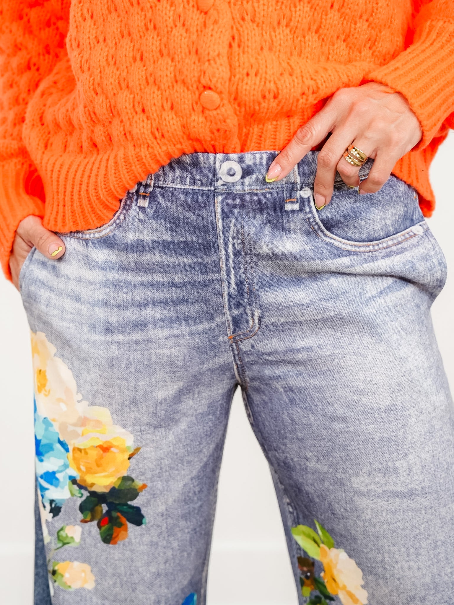 Plus/Reg Denim Look Elastic Leg Terry Pants with Bold Floral Print - Freckled Poppy