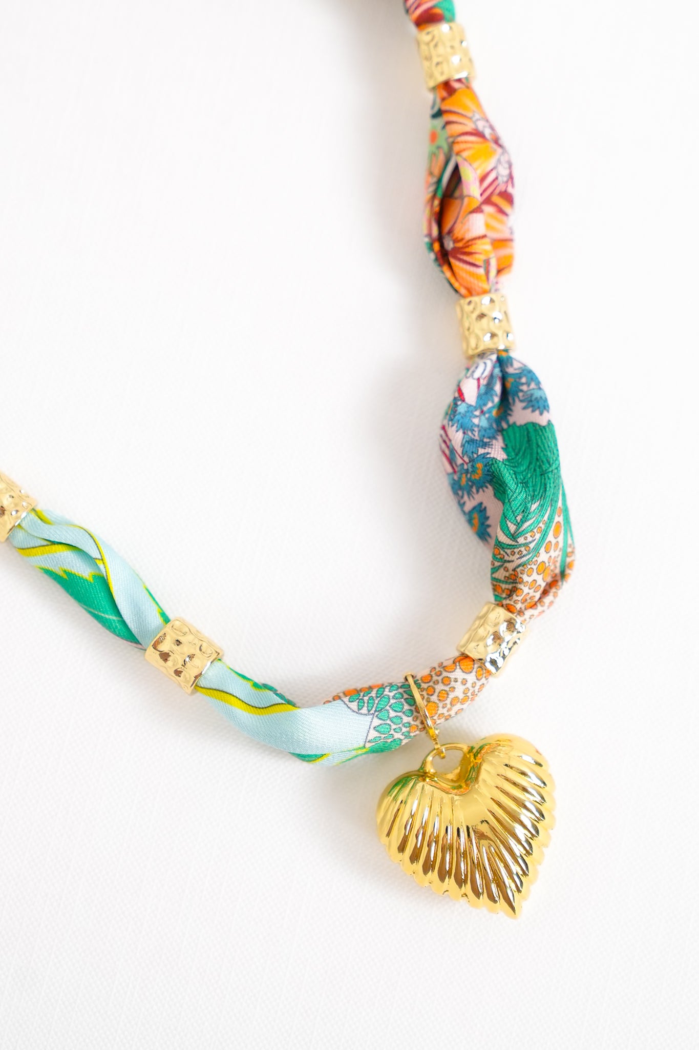 Gemelli Tahiti Scarf Necklace