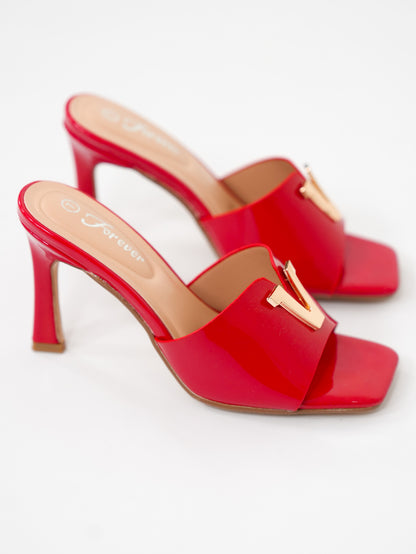 Patent Leather V-Accent Sandal - Freckled Poppy