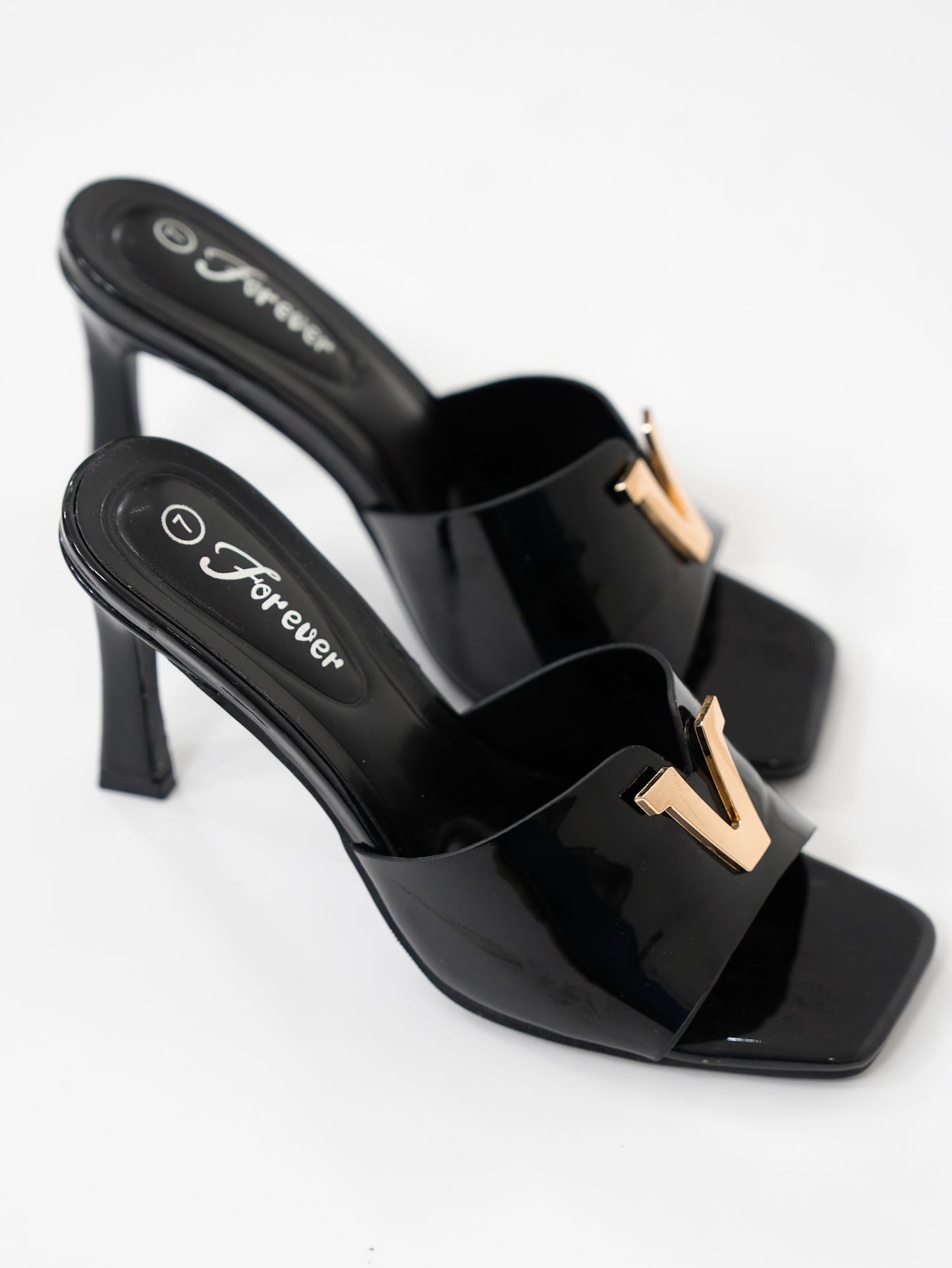 Patent Leather V-Accent Sandal - Freckled Poppy