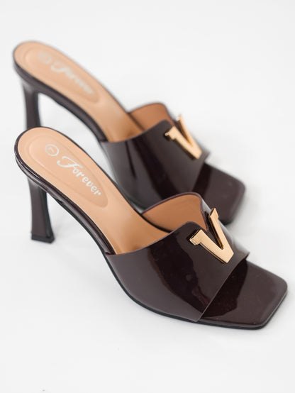 Patent Leather V-Accent Sandal - Freckled Poppy