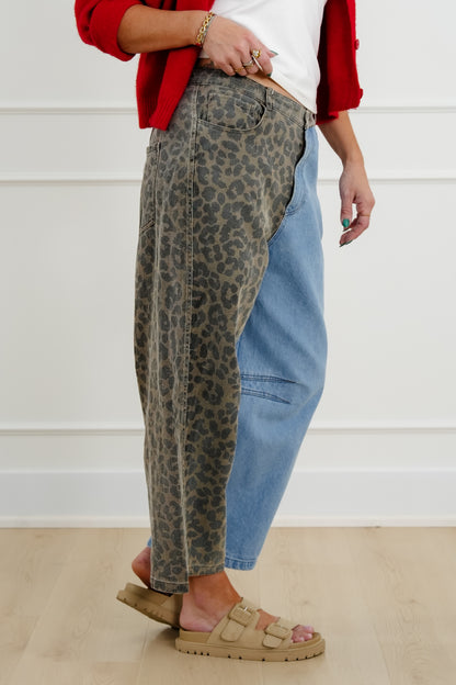 Plus/Reg Denim Leopard Print High Rise Wide Leg Pants