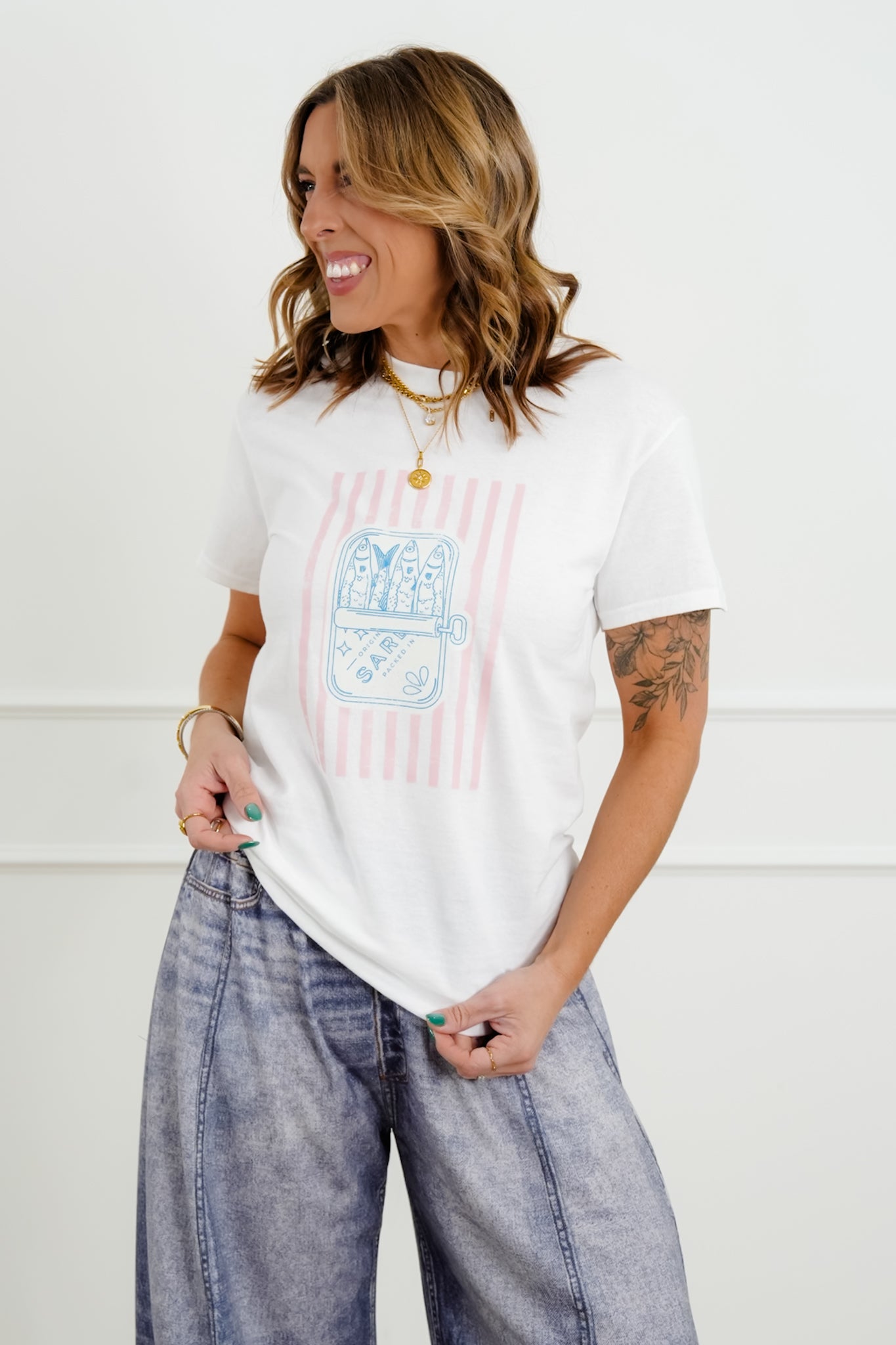 Plus/Reg Short Sleeve "Sardine" Graphic Tee