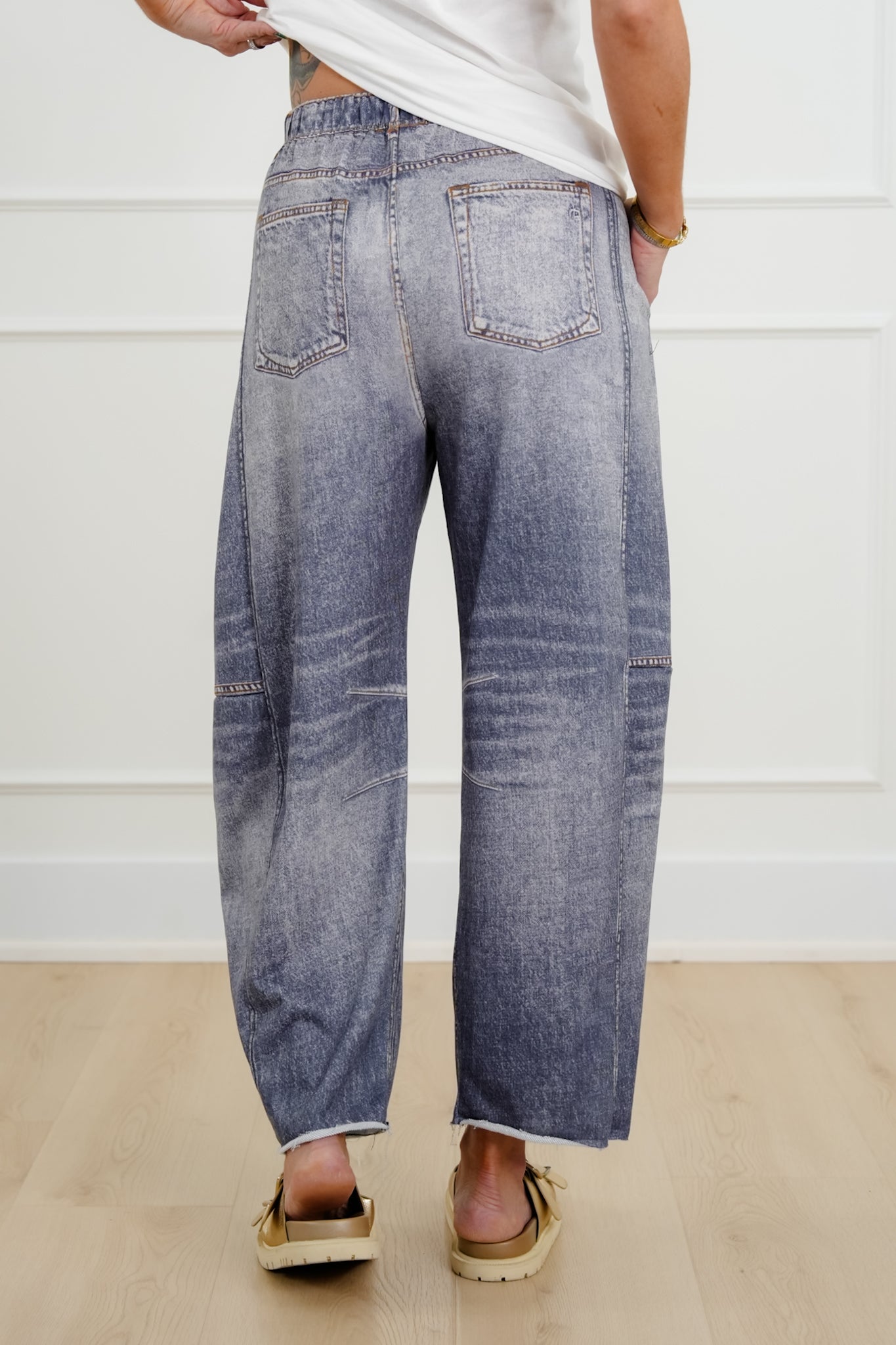 Plus/Reg Acid Wash Print Elastic Waist Barrel Pants