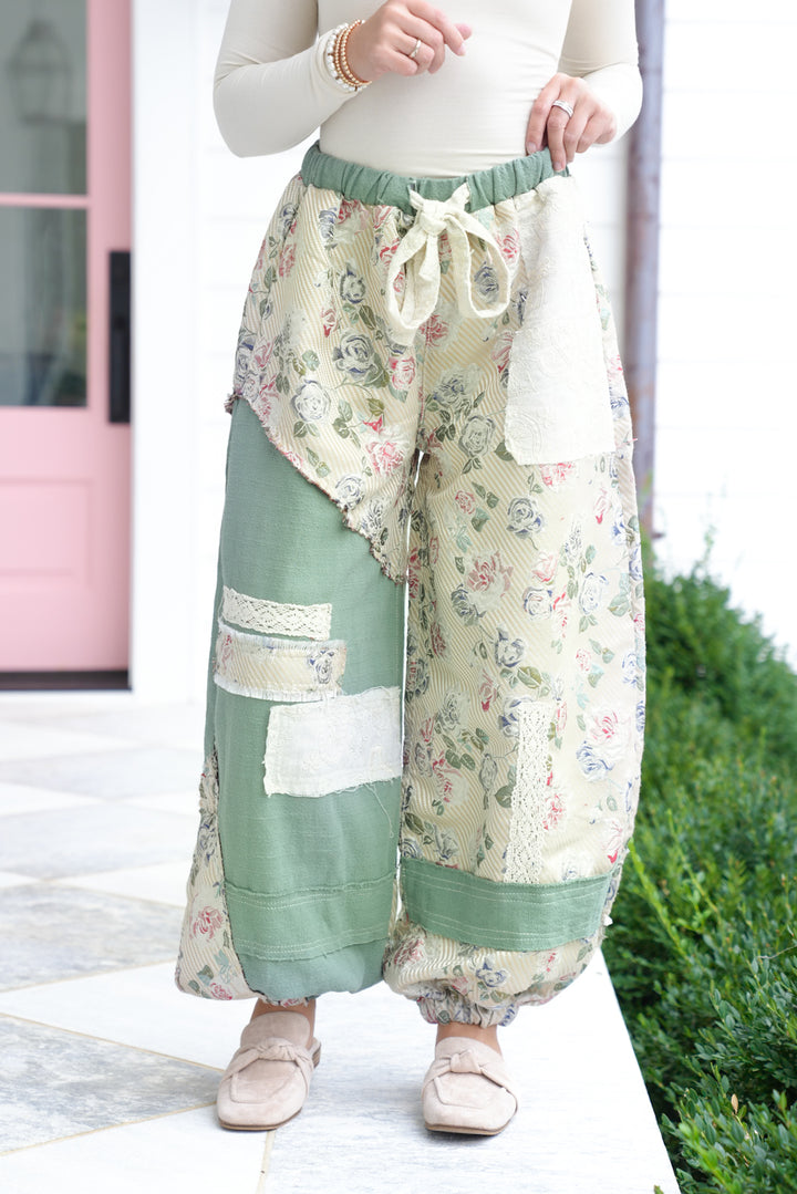 POL Floral Print Patchwork Elastic Waist Jogger Pants