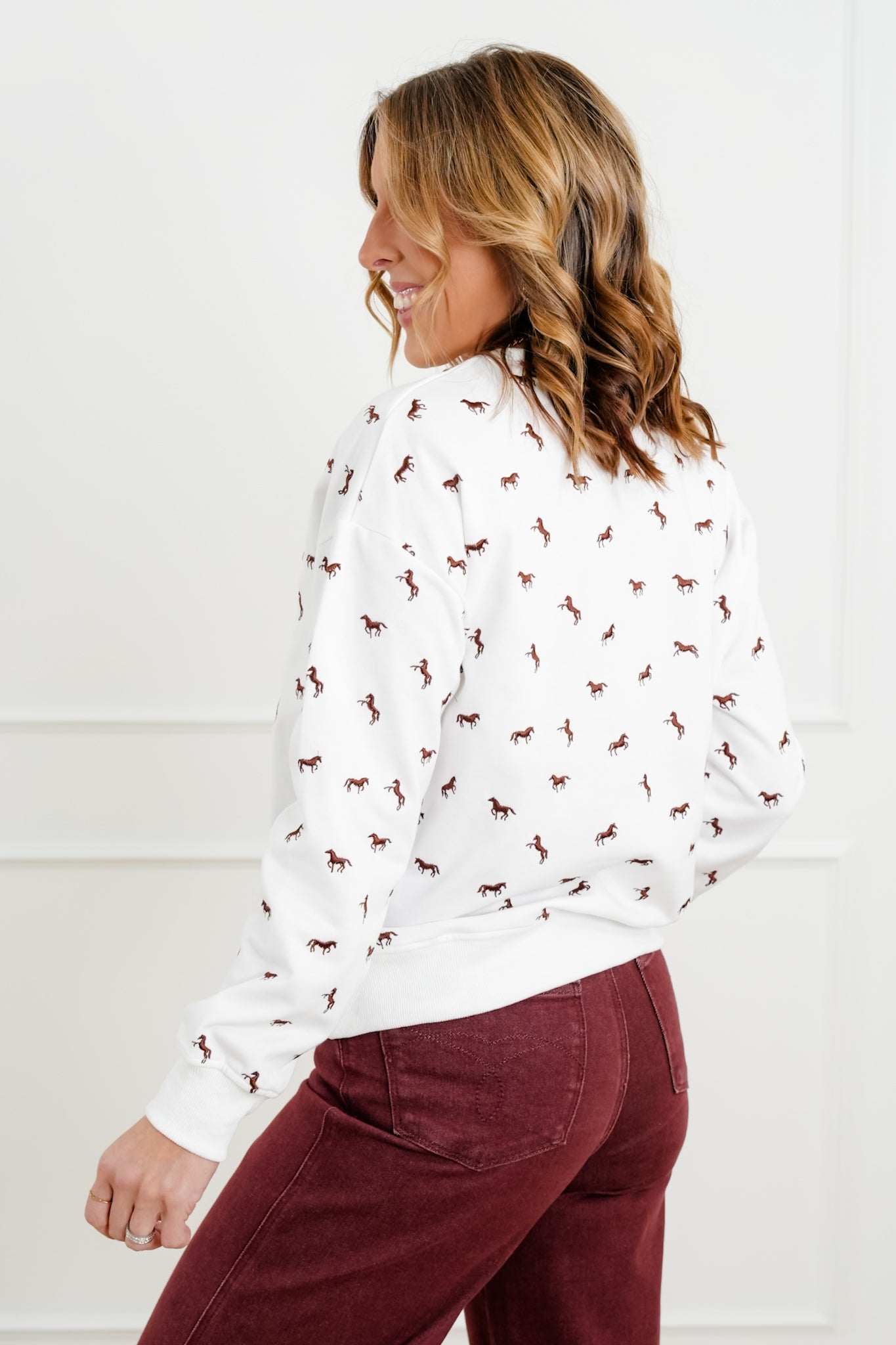Plus/Reg Embroidered Horse Long Sleeve Pullover Top