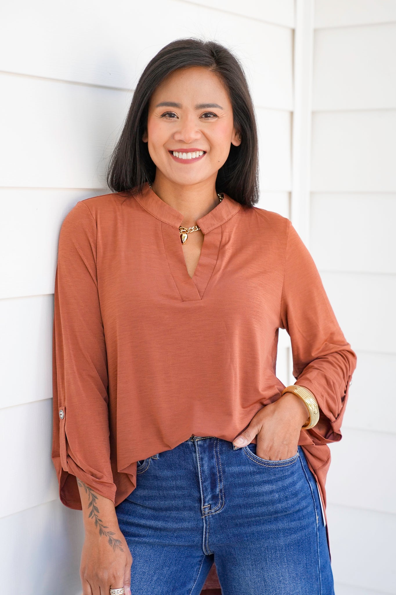 Door Buster! Plus/Reg 3/4 Sleeve Split Neck Tunic Top