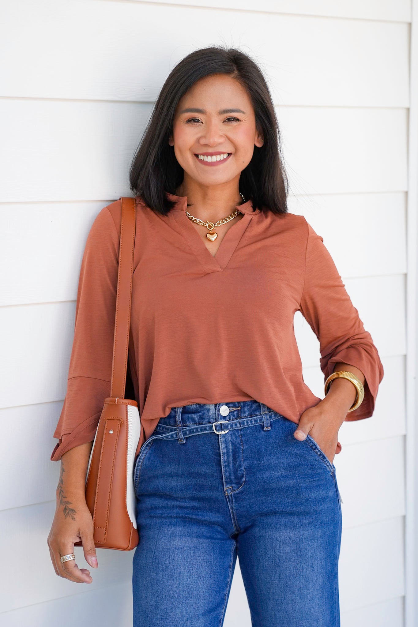 Door Buster! Plus/Reg Solid 3/4 Bell Sleeve Tunic Top