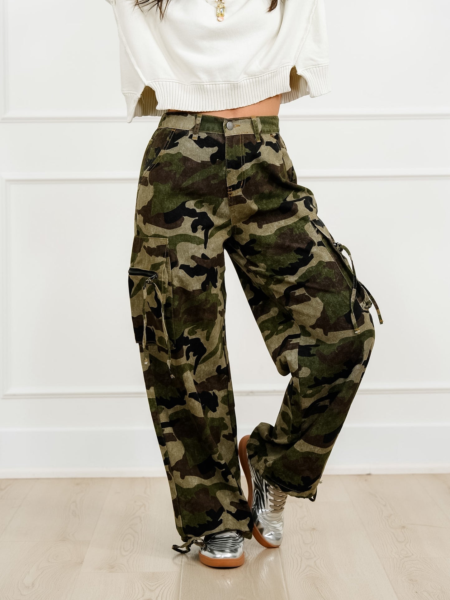 Camo Print High Waist Wide Leg Cargo Pants with Drawstring Hem