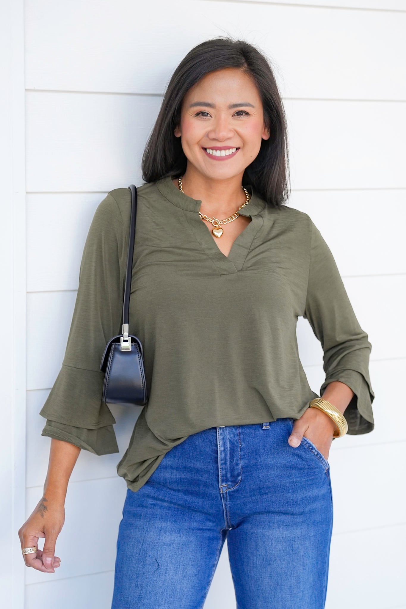 Door Buster! Plus/Reg Solid 3/4 Bell Sleeve Tunic Top