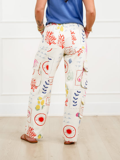 Plus/Reg Coastal Print Elastic Waist Pant with Cargo Pockets