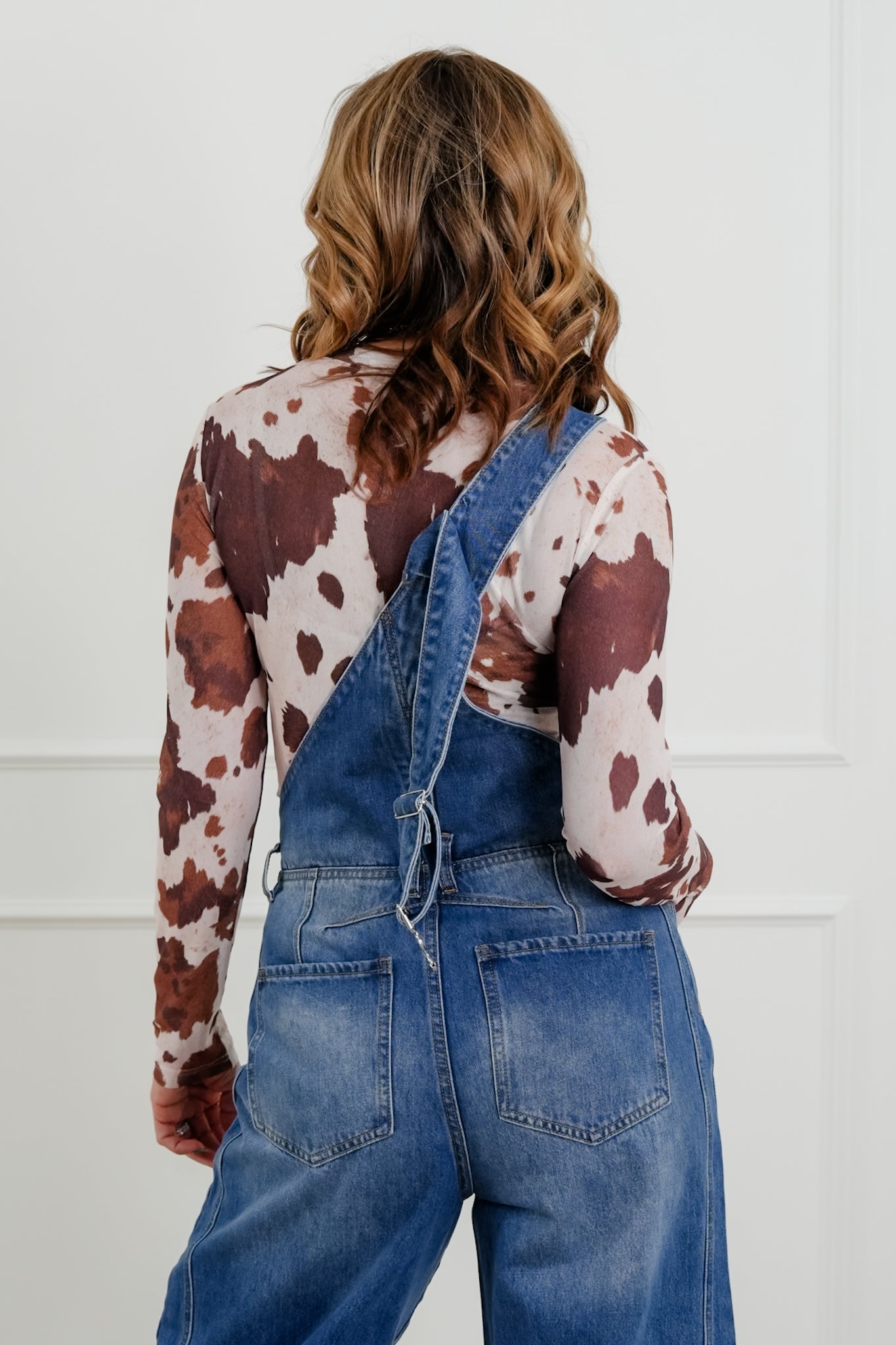 Plus/Reg Cow Print Long Sleeve Round Neck Mesh Top