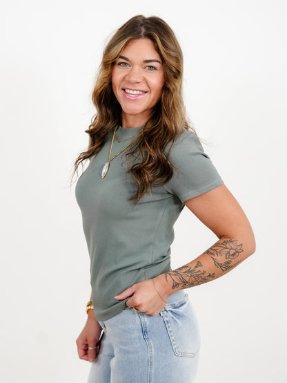 Solid Ribbed Knit Short Sleeve Top