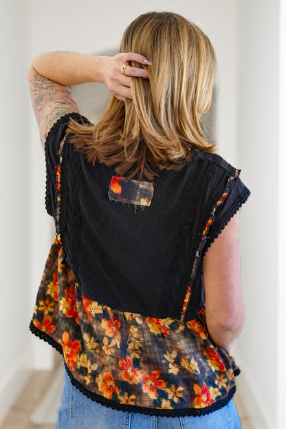 POL Floral Print Sleeveless V Neck Relaxed Fit Top
