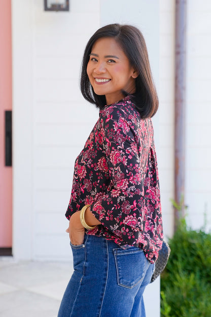 Plus/Reg Black Floral 3/4 Bell Sleeve Tunic Top