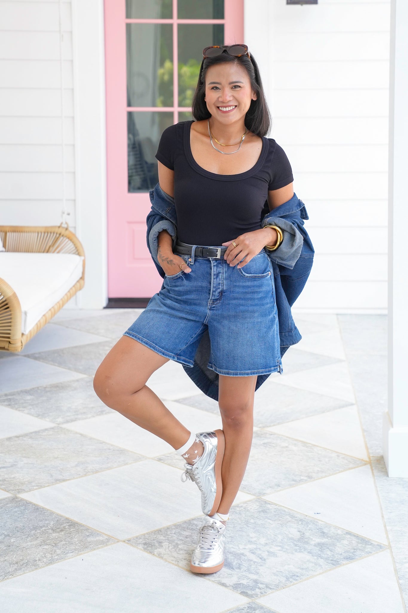 Ribbed Knit Short Sleeve Scoop Neck Bodysuit