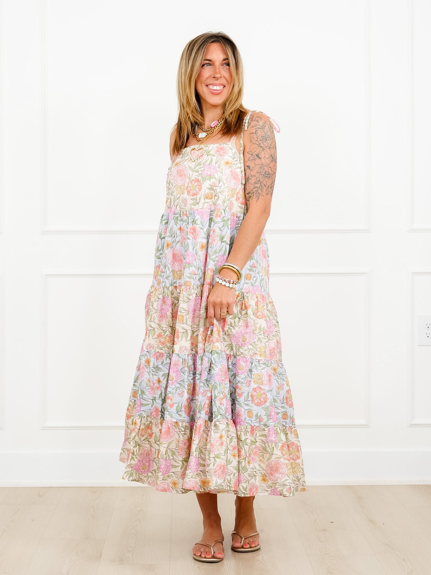 Plus/Reg Floral Print Sleeveless Tiered Maxi Dress