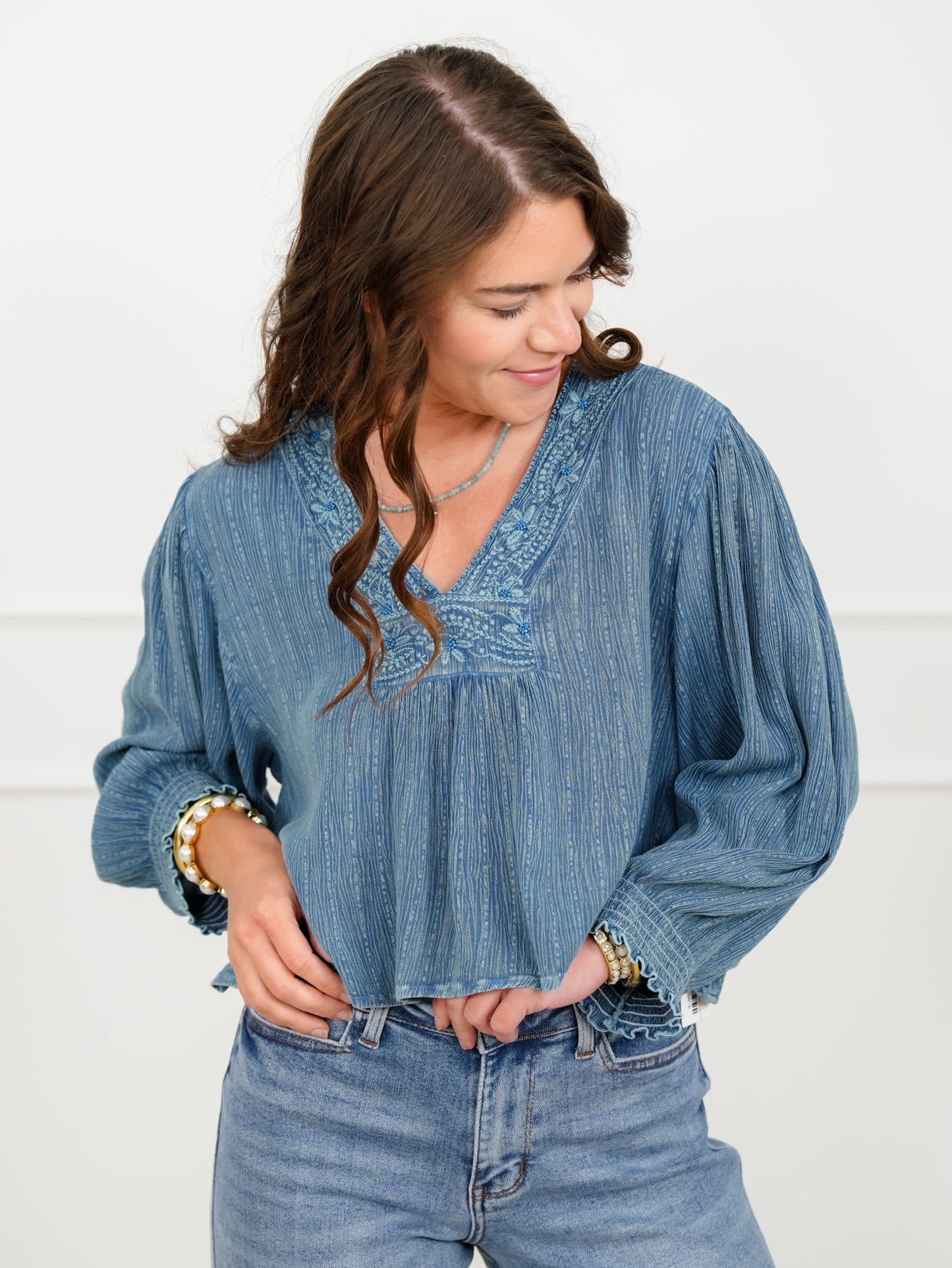 POL Textured Long Sleeve V Neck Crop Top