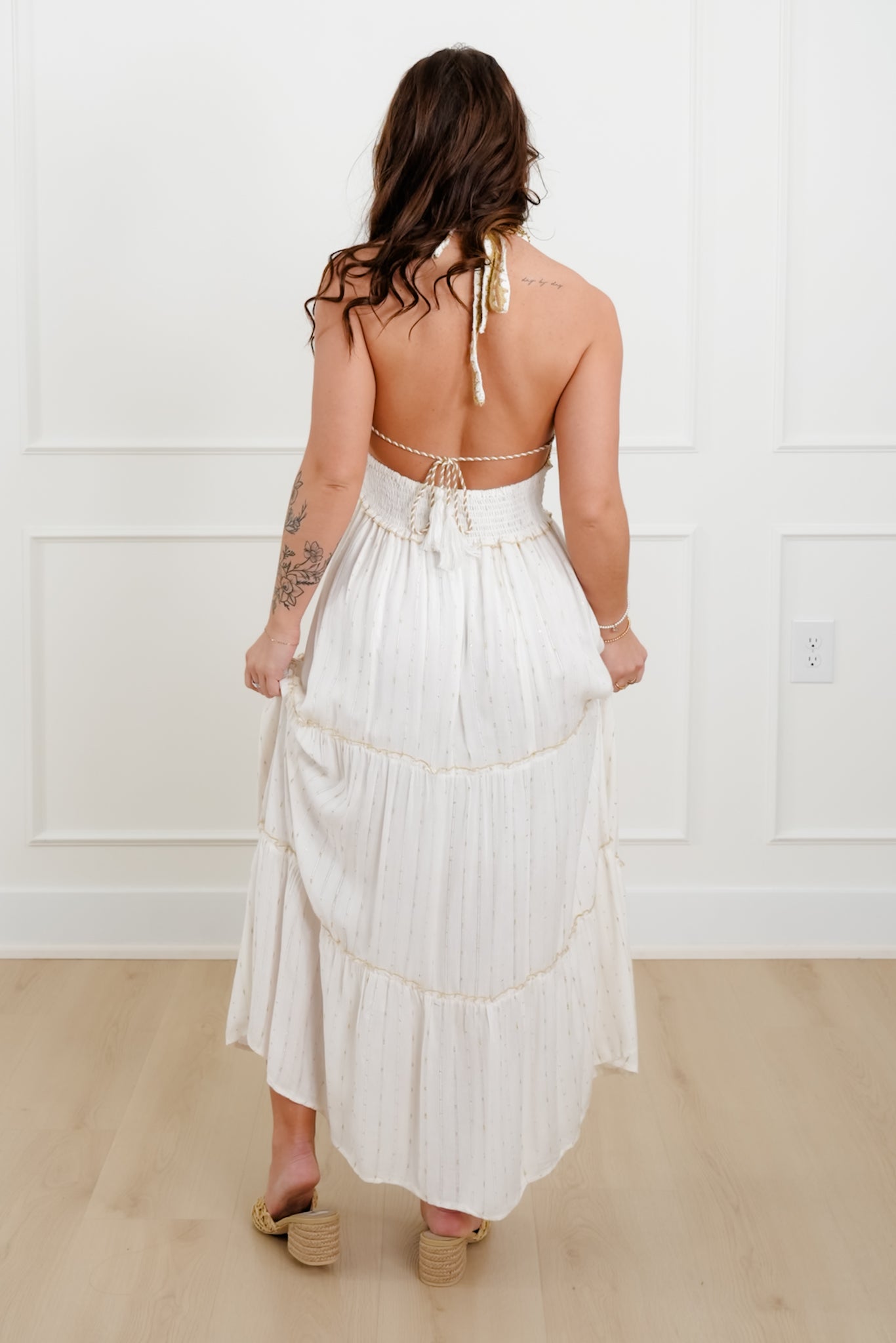 ivory and gold maxi dress Metallic Column Maxi Dress, Ivory Gold, Size 8/10