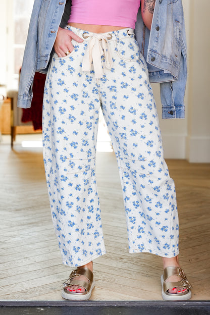 Floral Print Tie At The Waist Barrel Jeans