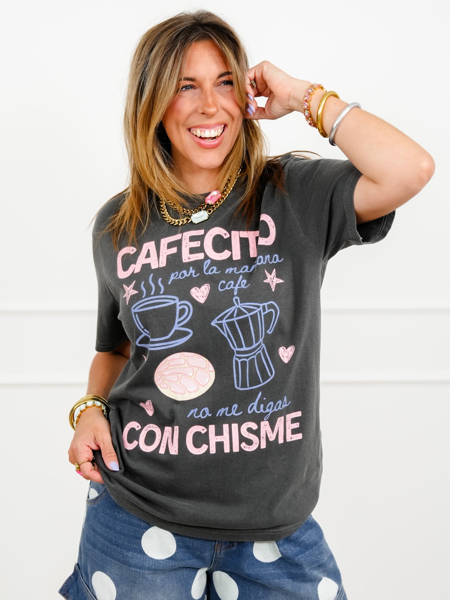 Plus/Reg Short Sleeve "Cafecito Con Chisme" Graphic Tee
