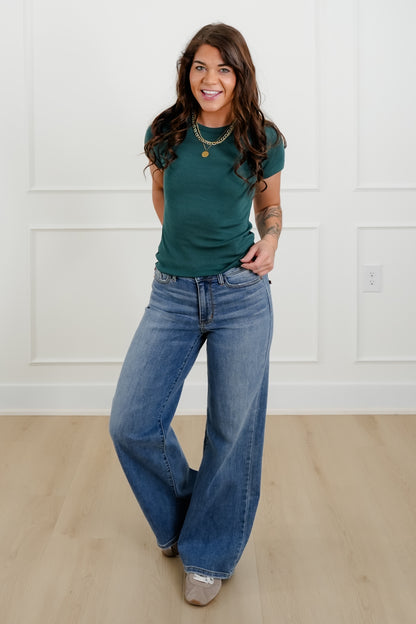 Solid Short Sleeve Round Neck Top