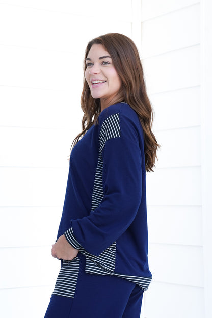 Plus/Reg Solid Long Sleeve Round Neck Top with Stripes