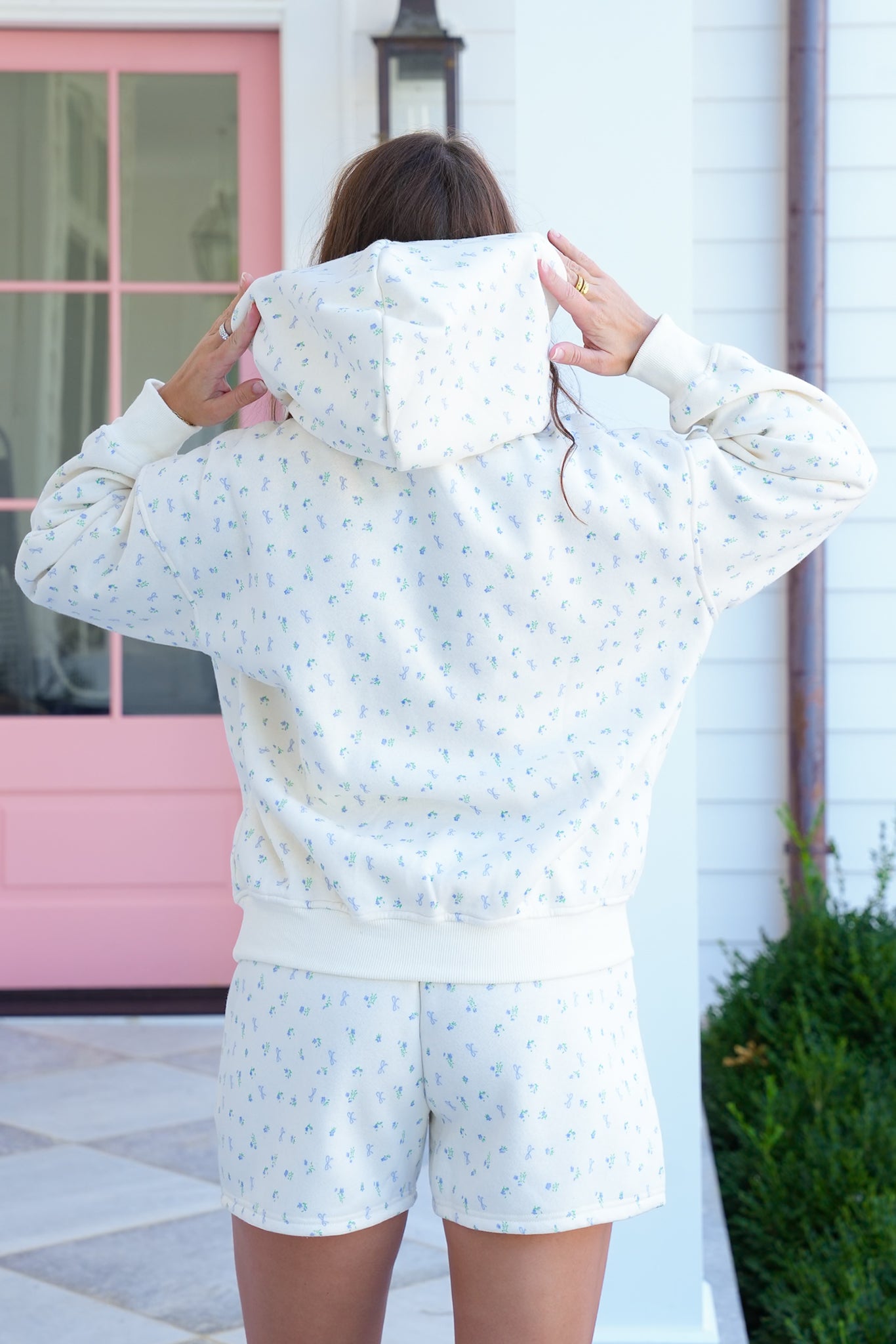 Floral And Bow Print Long Sleeve Pullover Sweatshirt