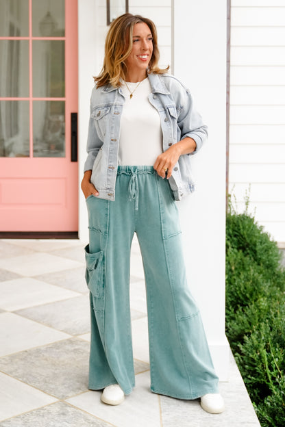 Mineral Wash Elastic Waist Pants With Cargo Pockets