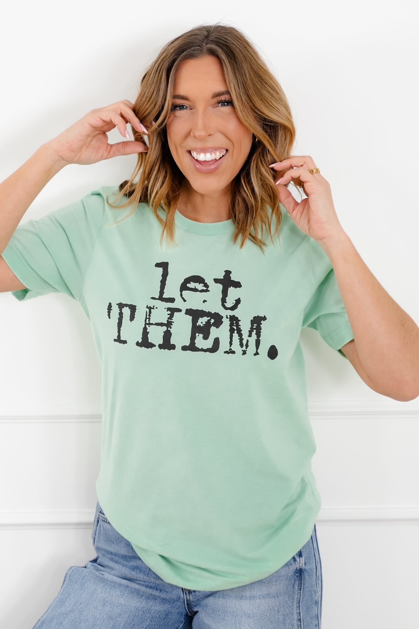Plus/Reg Short Sleeve "Let Them" Graphic Tee