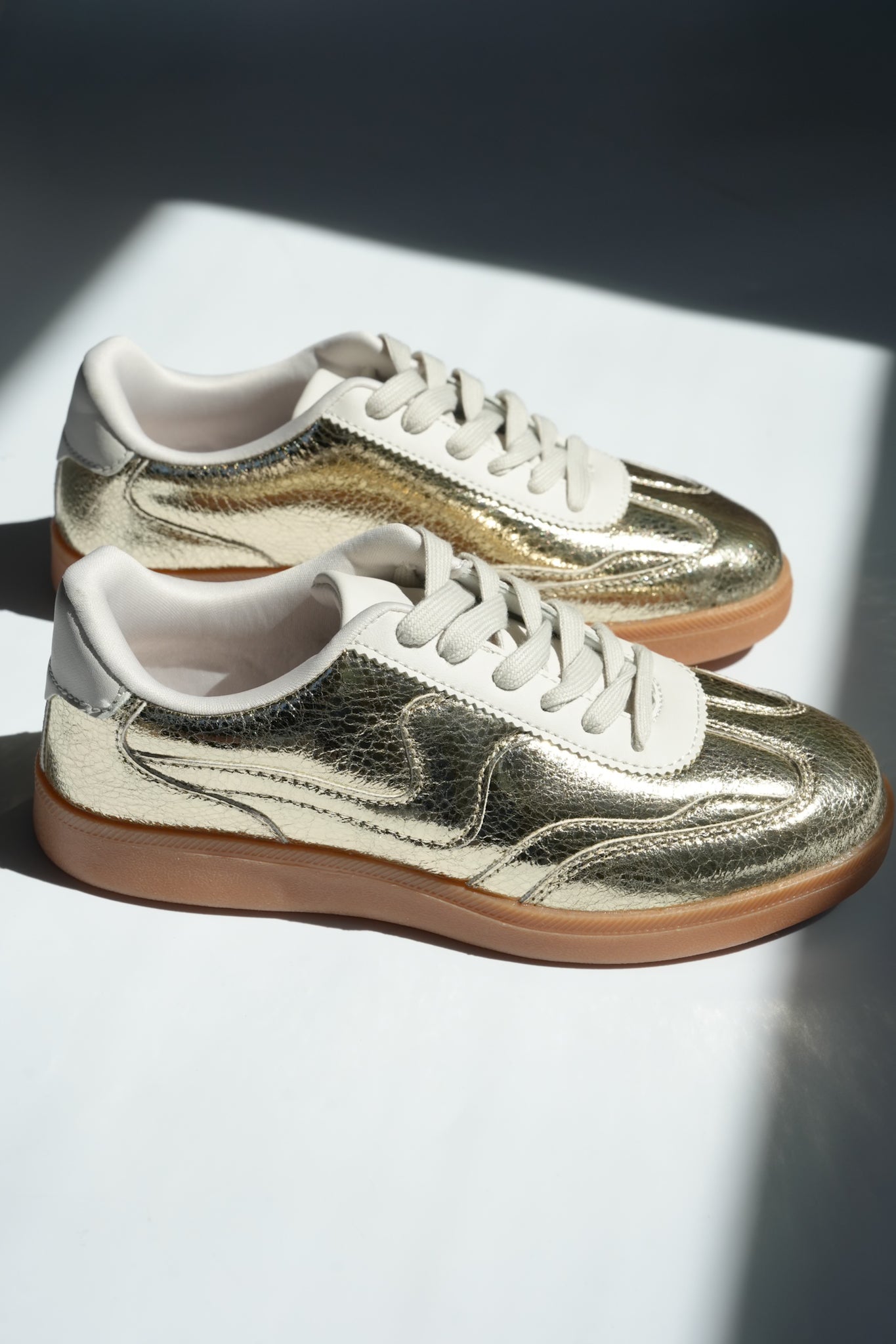 Metallic Cracked Vegan Leather Low Top Sneaker