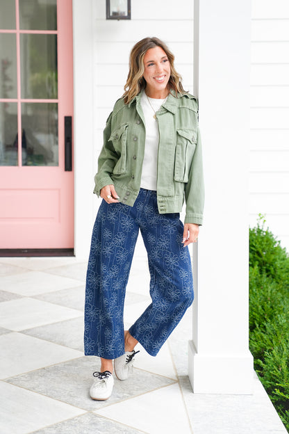 Plus/Reg Embroidered Floral High Waist Barrel Jeans