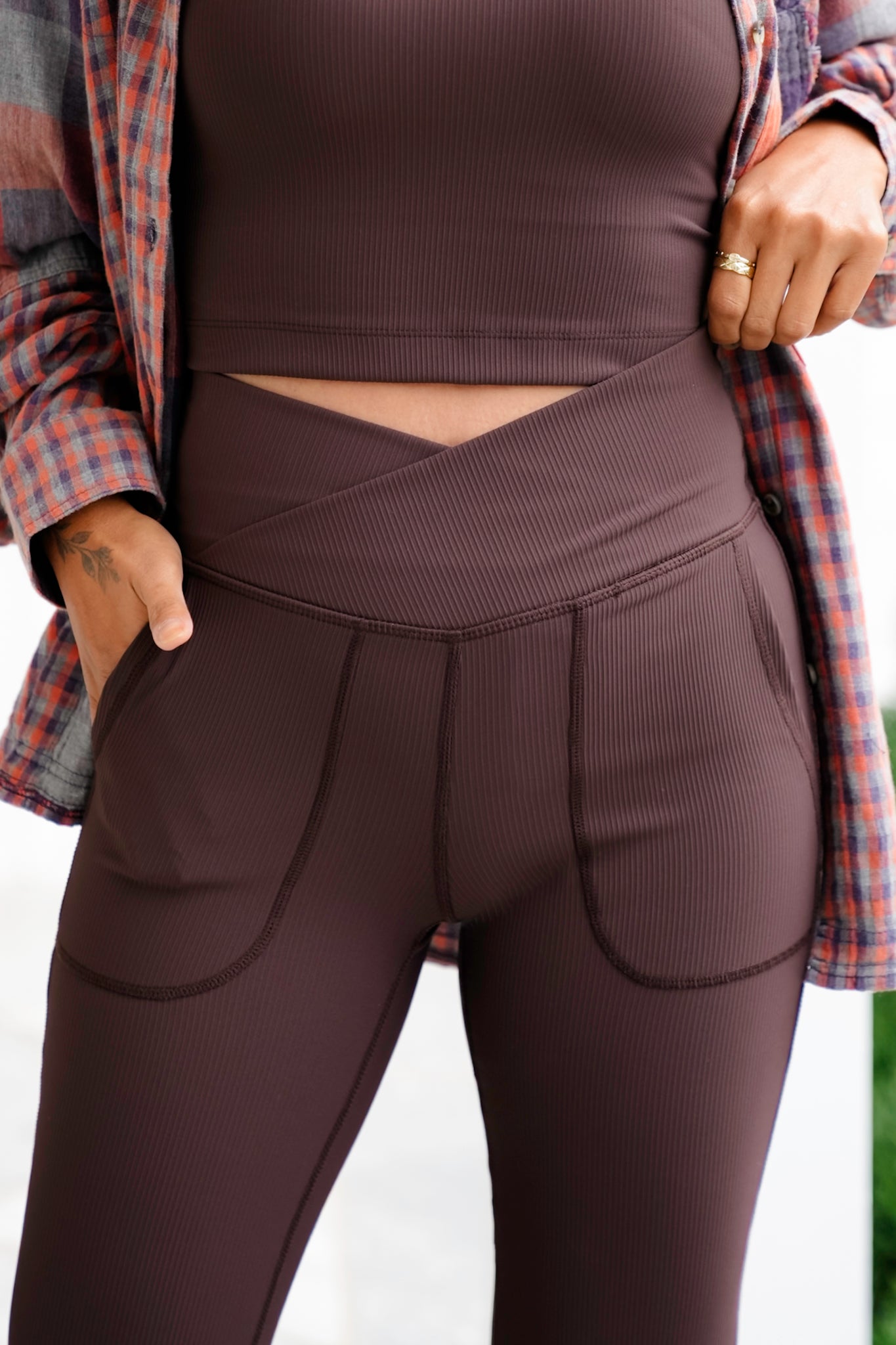 Ribbed V Waist Flared Leggings