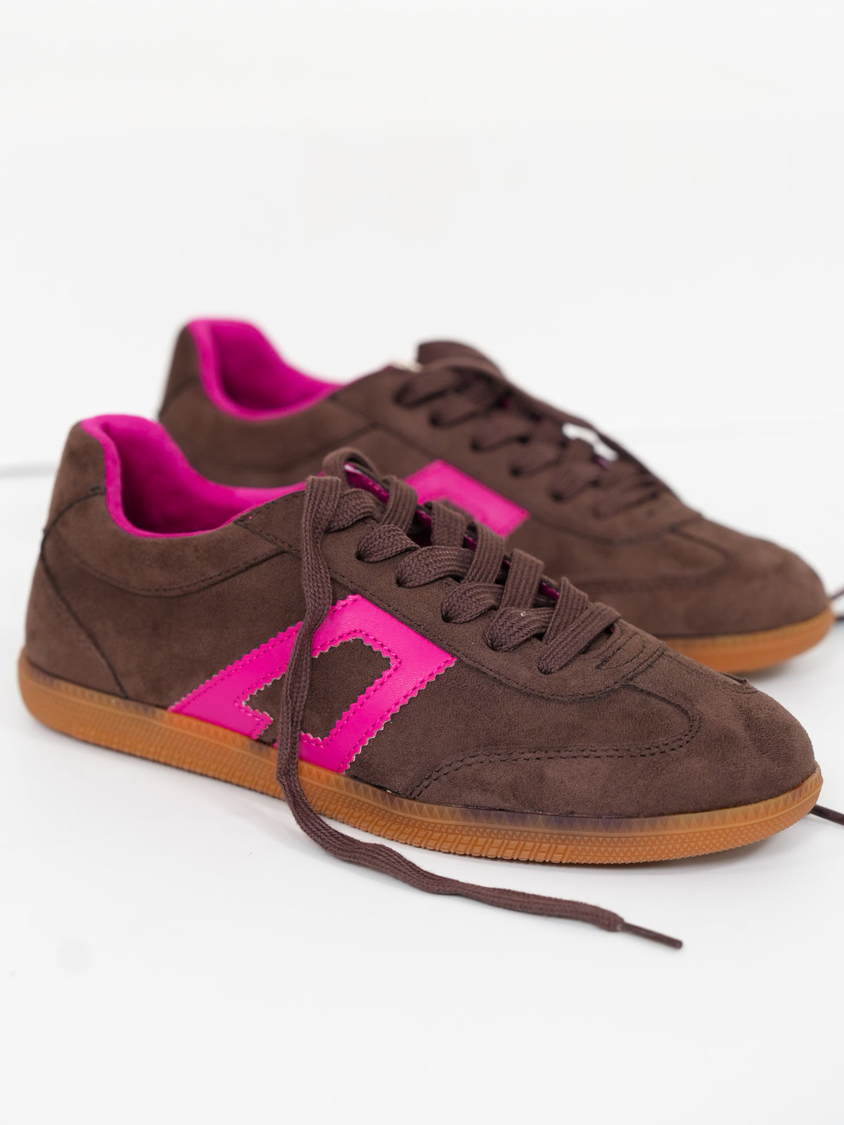 Shu Shop Vegan Suede Retro Low Top Sneaker