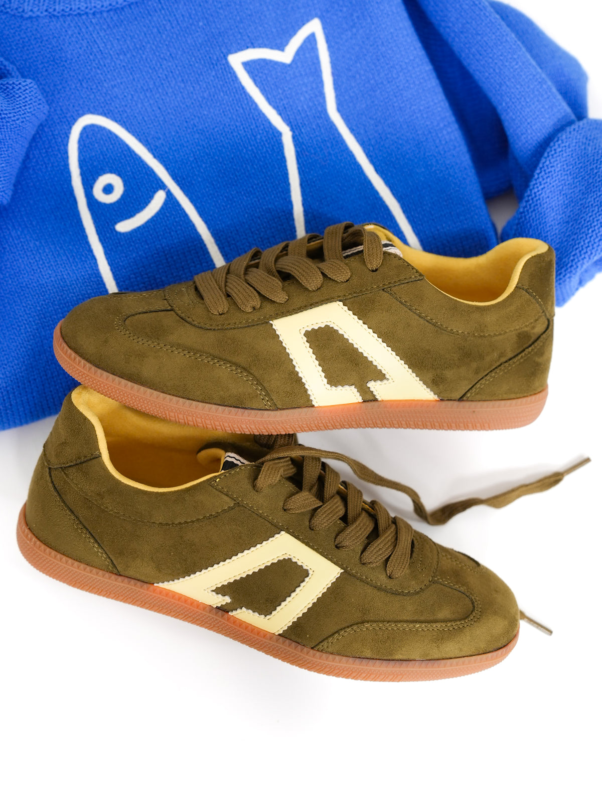 Shu Shop Vegan Suede Retro Low Top Sneaker