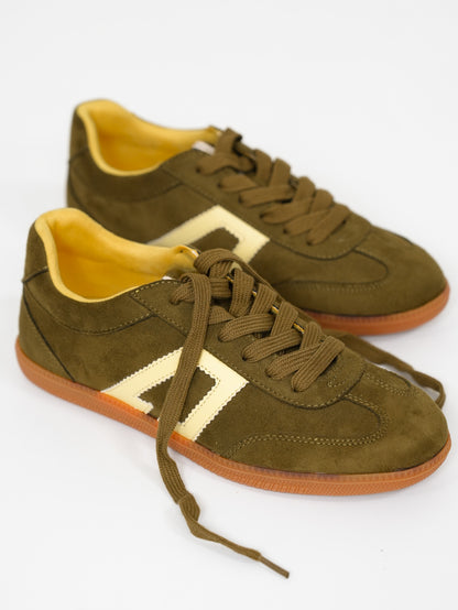 Shu Shop Vegan Suede Retro Low Top Sneaker