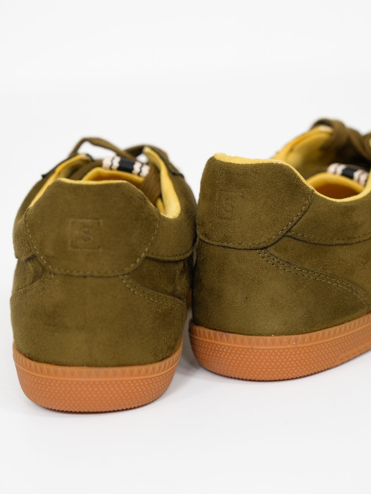 Shu Shop Vegan Suede Retro Low Top Sneaker