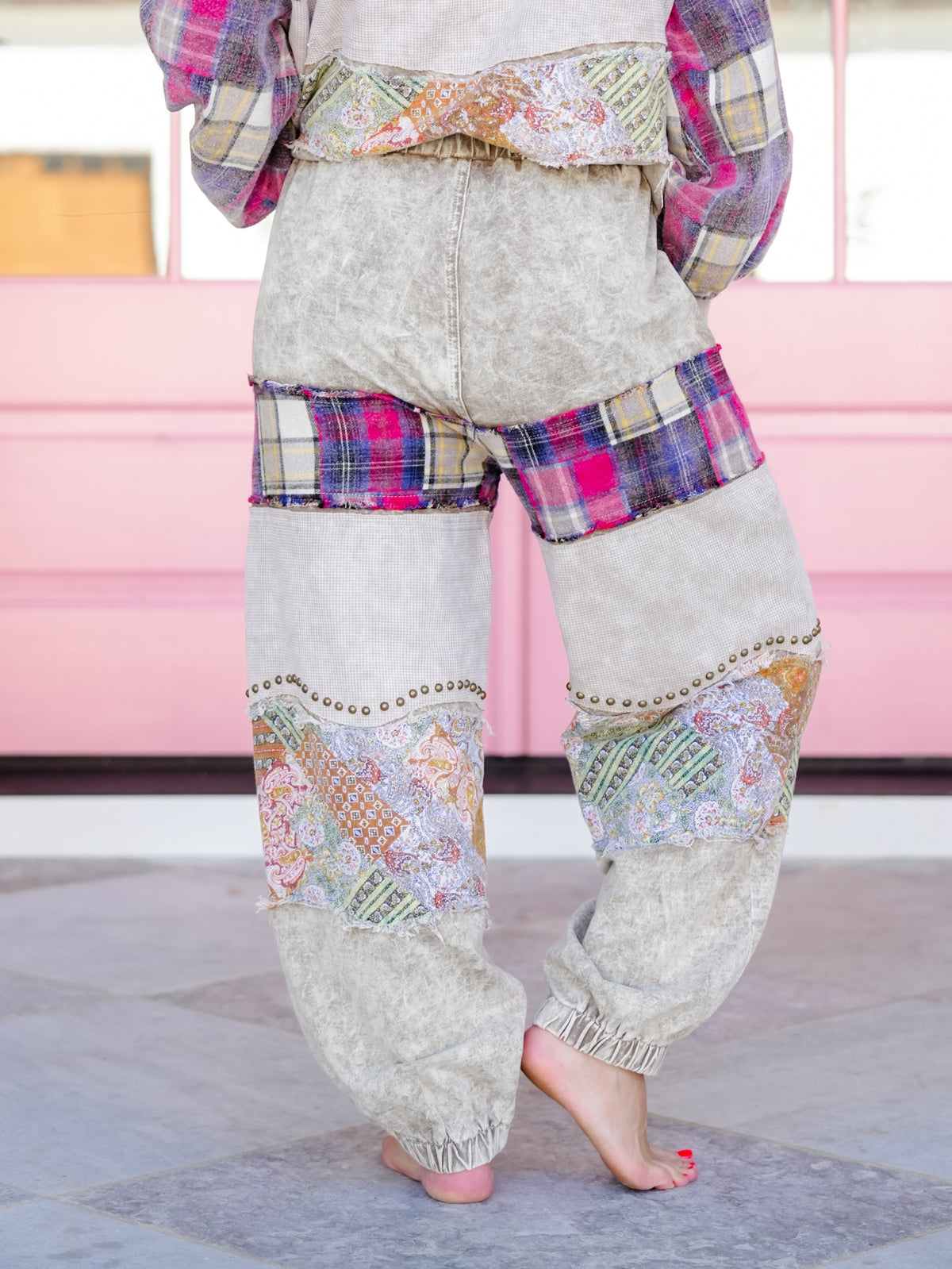 POL French Terry Plaid and Floral Patch Joggers - Freckled Poppy