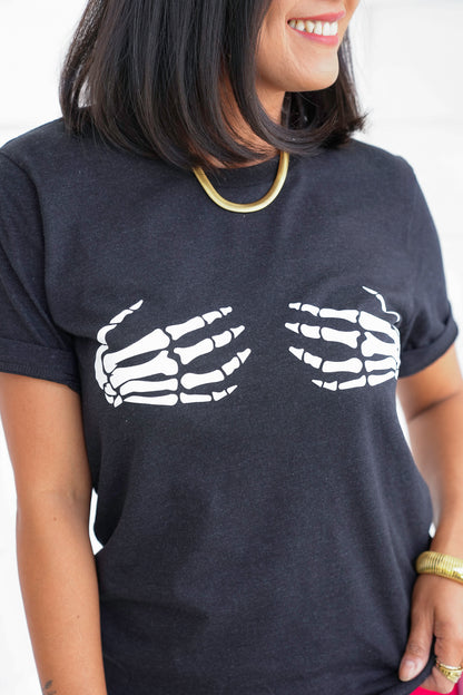 Plus/Reg Short Sleeve Skeleton Hands Graphic Tee