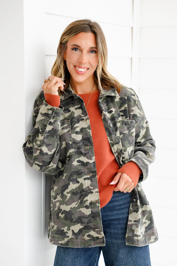 Veveret Camo Long Sleeve Button Down Boyfriend Jacket