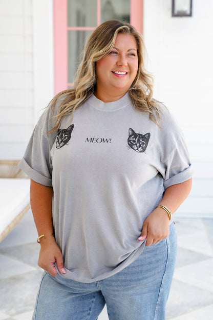 Plus/Reg Short Sleeve Cat Face "Meow" Graphic Top